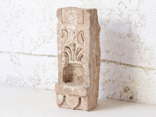 Stone Ornamental Alcove - Small (Cream) Small