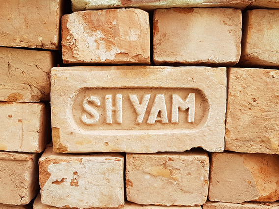 Large Vintage Brick Mould Large