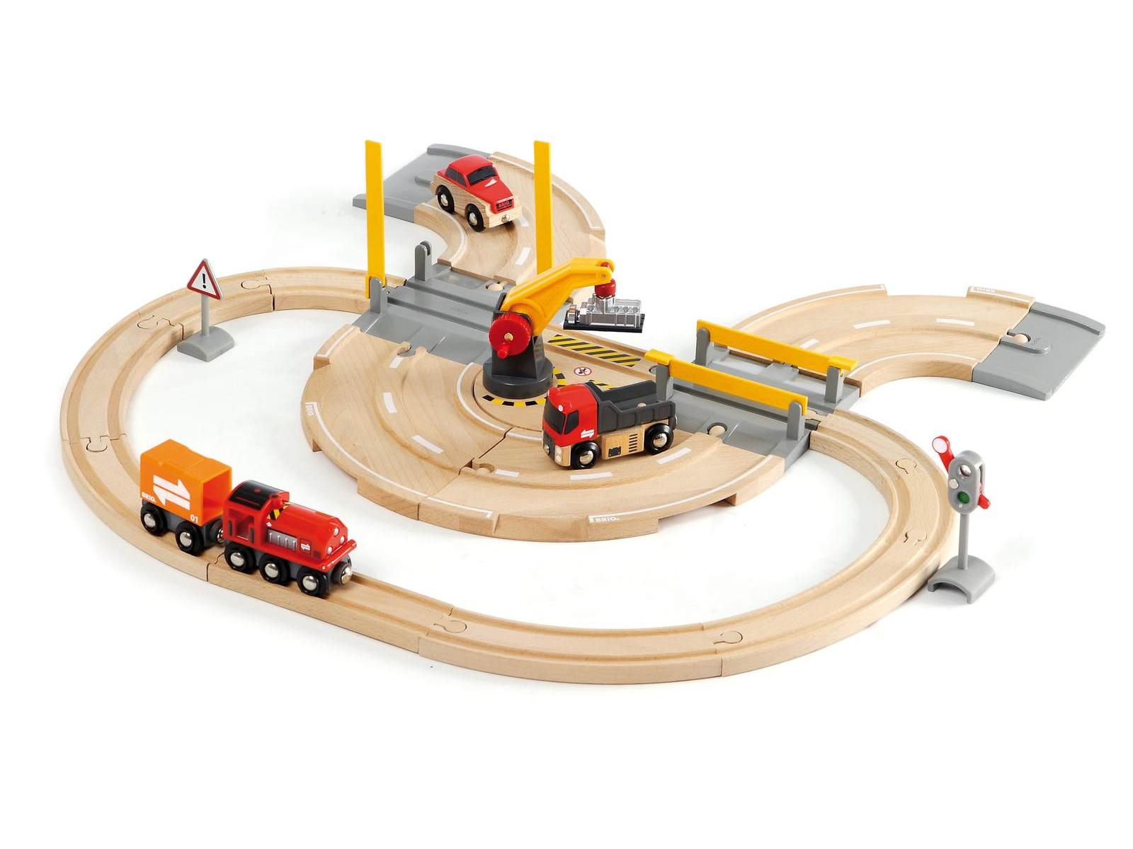 BRIO - Rail & Road Crane Set (33208)