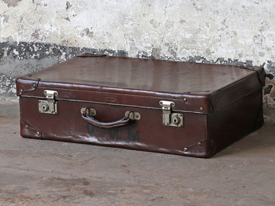 Pre-Loved Leather Suitcase Brown