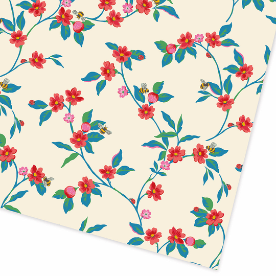 Cream Bee Floral Folded Giftwrap