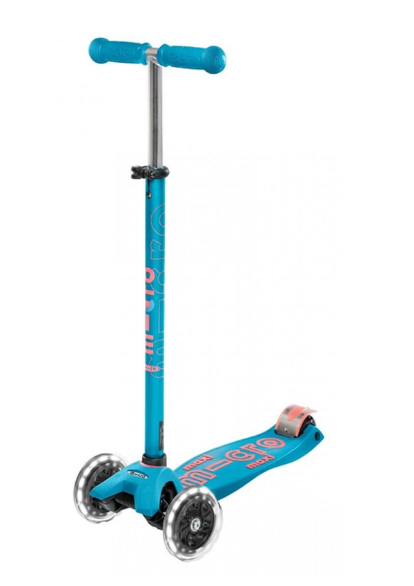 Micro - Maxi Deluxe LED Scooter - Aqua (MMD078)