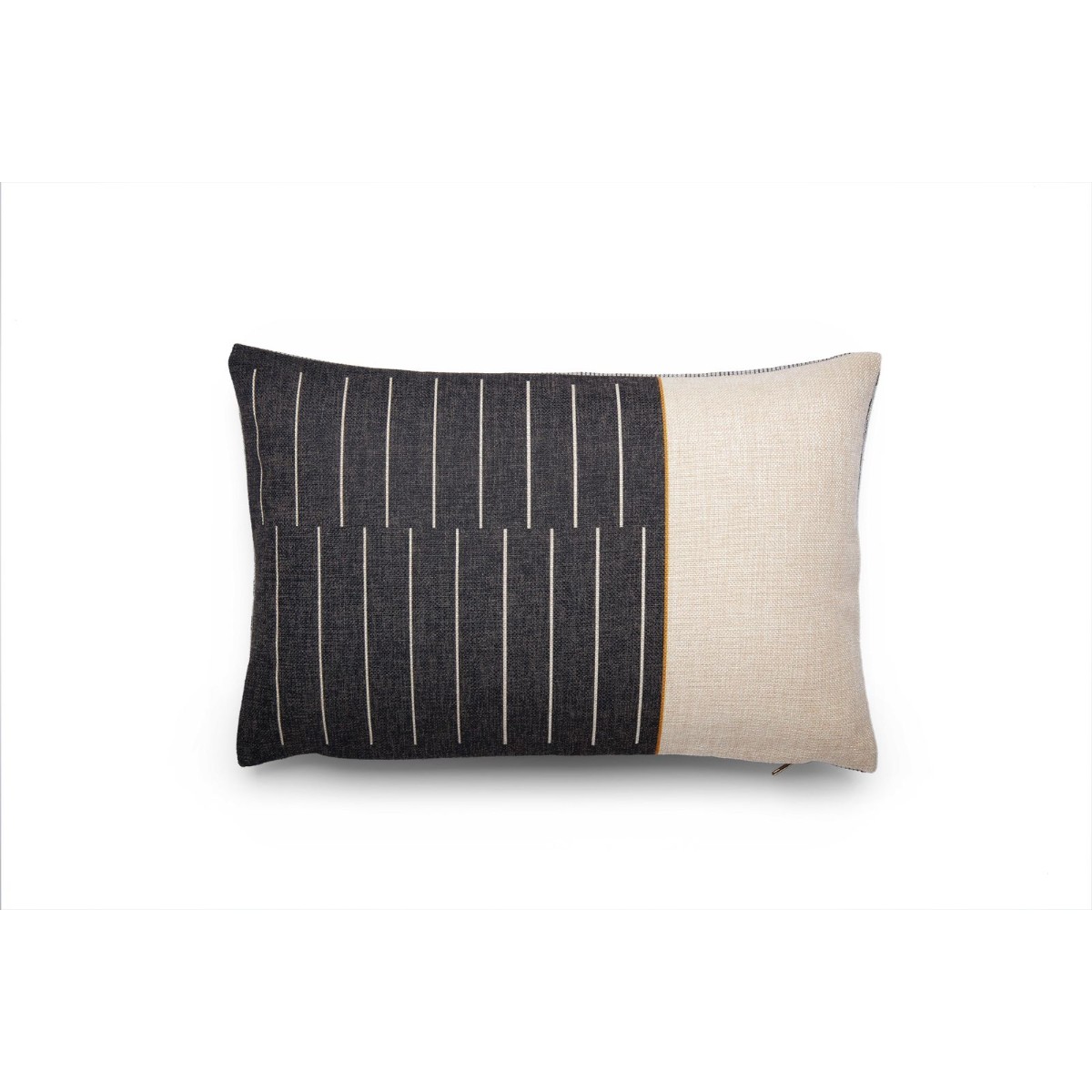 Fest I Smoke Cushion (M. ENGELGEER) 45x30cm