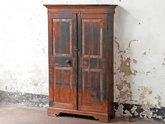 Vintage Wardrobe Brown